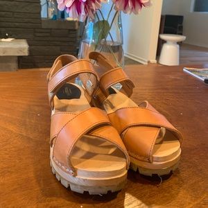 Swedish Hasbeens Cross Tracta Size 38